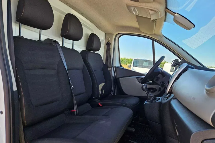 Renault Trafic L2H1 45999zł NETTO 1.6dCi/125KM zdjęcie 24