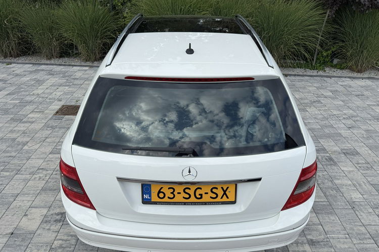 Mercedes C 180 NOWY ROZRZĄD Bardzo zadbana - 100% oryginalny przebieg zdjęcie 5