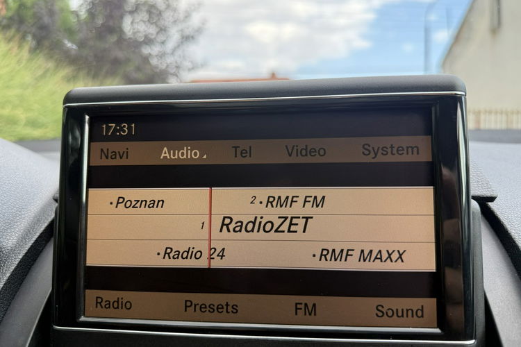 Mercedes C 180 NOWY ROZRZĄD Bardzo zadbana - 100% oryginalny przebieg zdjęcie 7