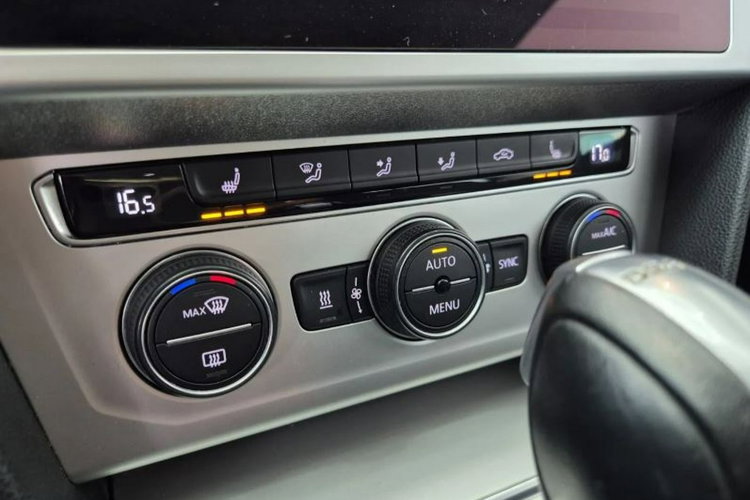 Passat Volkswagen Passat B8 zdjęcie 18