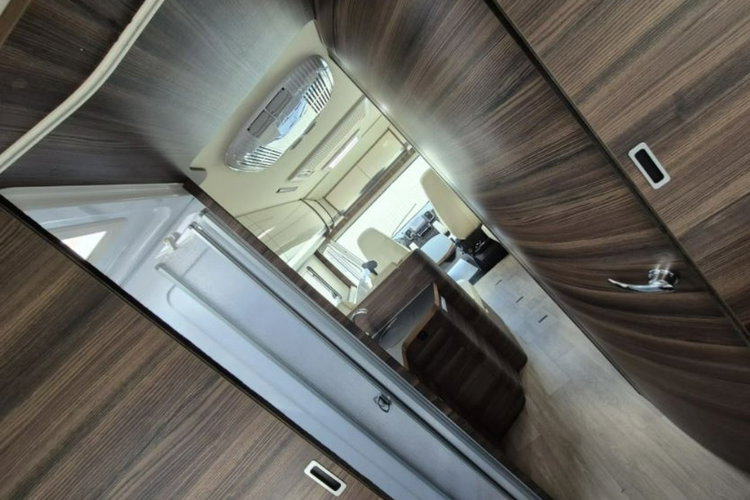 inny Laika Ecovip H4109 / NOWY / TYLKO 70KM / GWARANCJA / DUCATO BAZA zdjęcie 33