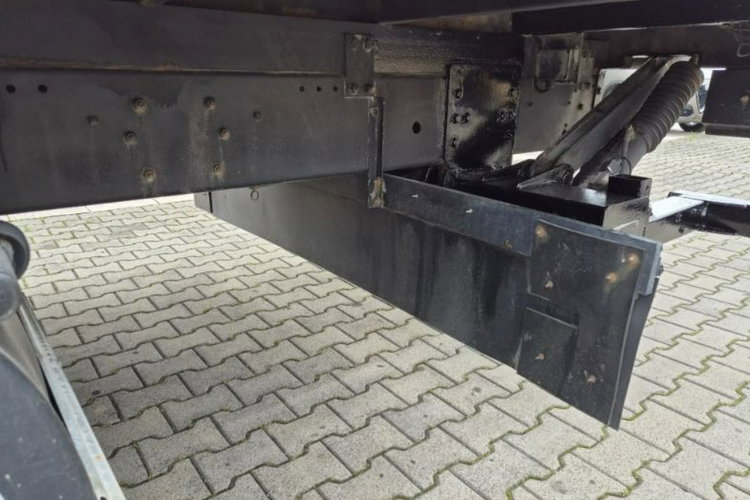 LF 250 DAF LF 250 FA / 3 MIEJSCA SIEDZĄCE / KONTENER / WINDA ZEPRO 1500KG zdjęcie 12