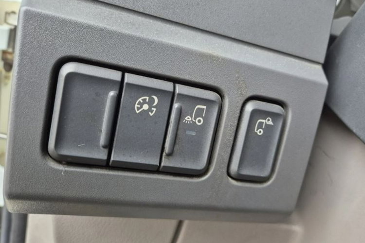 LF 250 DAF LF 250 FA / 3 MIEJSCA SIEDZĄCE / KONTENER / WINDA ZEPRO 1500KG zdjęcie 22