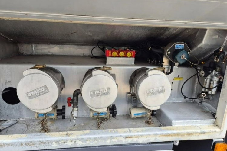 TGS MAN TGS 18.360 / CYSTERNA / PALIWA + OLEJE / ADR / / 11M3 / 1WŁ zdjęcie 10