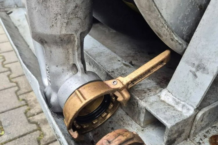 TGS MAN TGS 18.360 / CYSTERNA / PALIWA + OLEJE / ADR / / 11M3 / 1WŁ zdjęcie 15