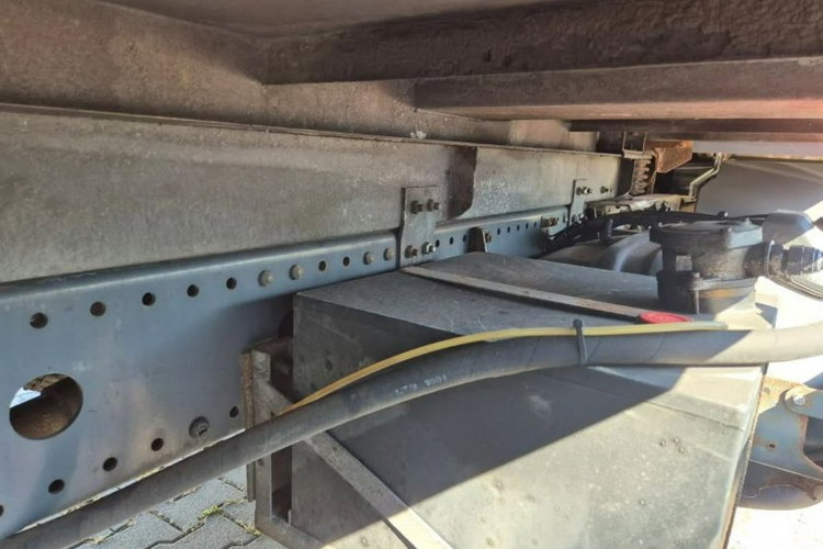 Atego Mercedes-Benz Atego 818 MOCNA PLATFORMA / AUTOLAWETA /DO MASZYN I Dost zdjęcie 15