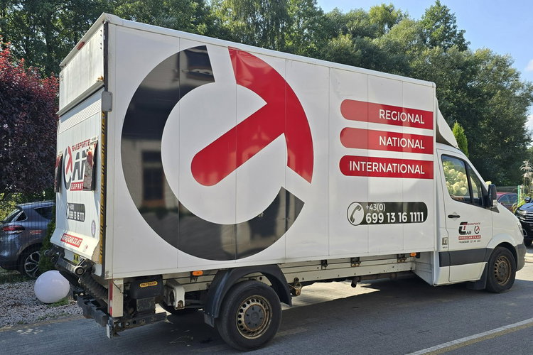 Mercedes Sprinter 319 CDi 3.0 CDi 190KM / Kontener z windą zdjęcie 2