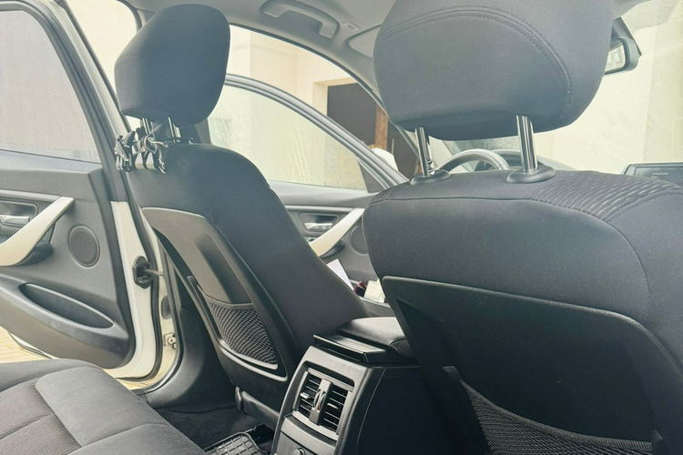 316 BMW 3 Seria 2.0 316d zdjęcie 17