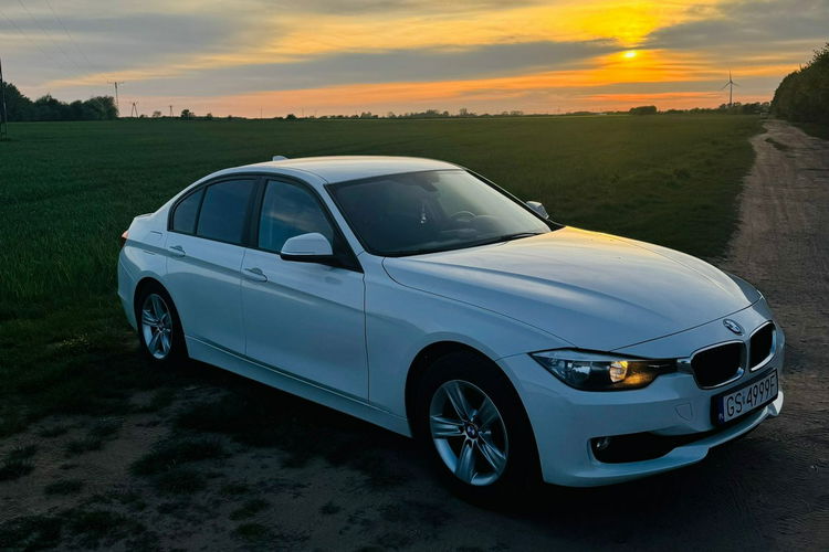 316 BMW 3 Seria 2.0 316d zdjęcie 8