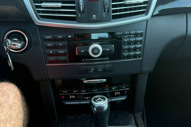 Mercedes E 220 2.2 CDI 170 KM Avantgarde Stan BDB Z niemiec Opłacony Gwarancja zdjęcie 16