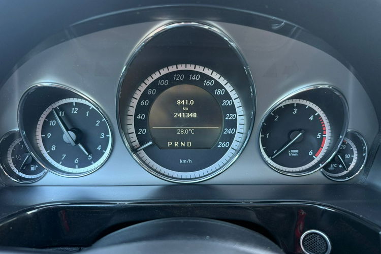 Mercedes E 220 2.2 CDI 170 KM Avantgarde Stan BDB Z niemiec Opłacony Gwarancja zdjęcie 18
