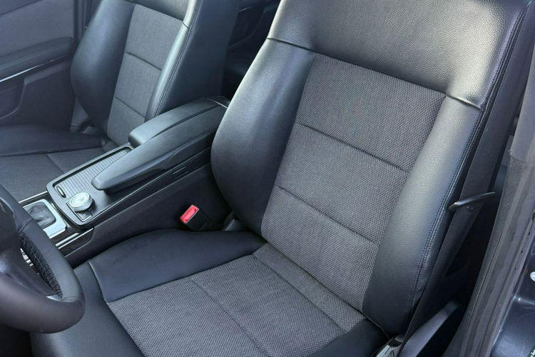 Mercedes E 220 2.2 CDI 170 KM Avantgarde Stan BDB Z niemiec Opłacony Gwarancja zdjęcie 20