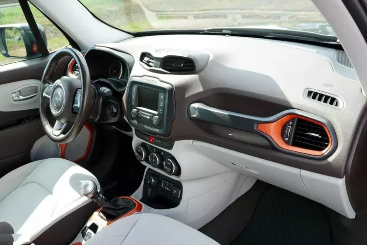 Jeep renegade zdjęcie 9