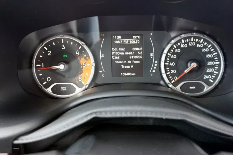 Jeep renegade zdjęcie 12