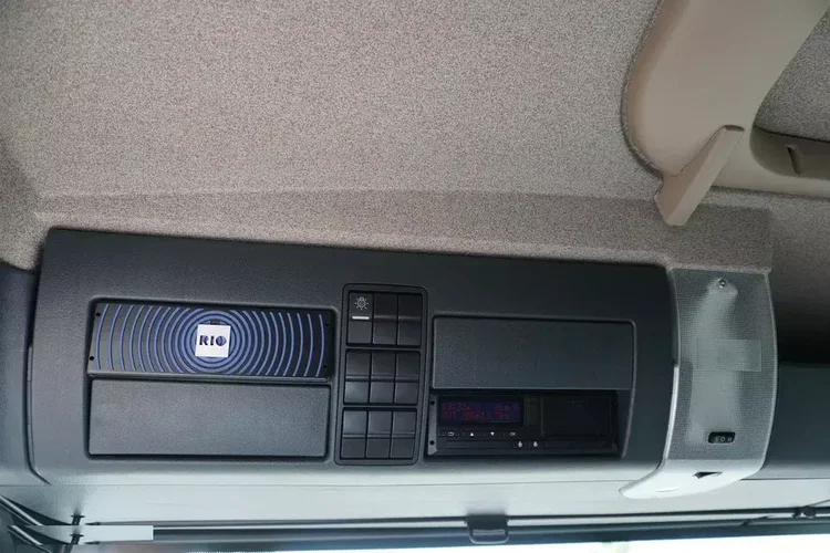 MAN TGL 12.190 / Firanka 19 EPAL / kab. sypialna zdjęcie 21