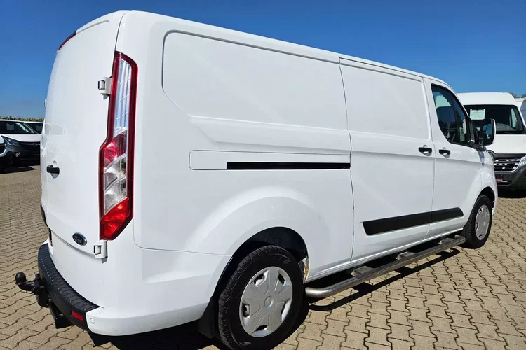 Ford transit-custom L2H1 69900zł NETTO 2.0TdCi/170KM zdjęcie 9