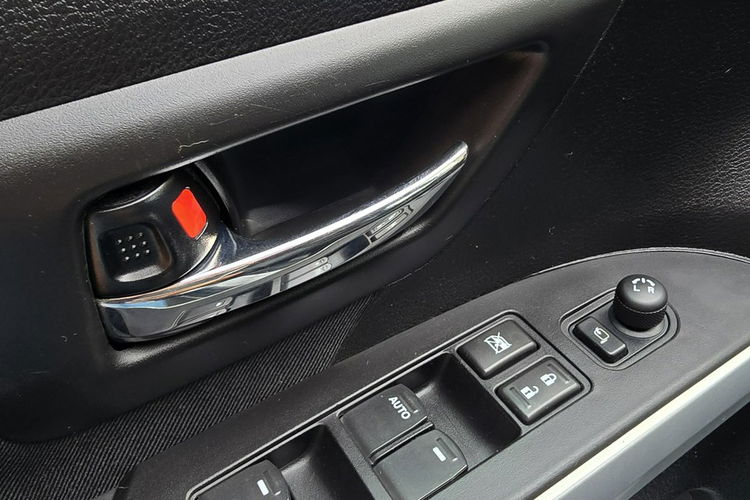 SX4 S-Cross Suzuki SX4 S-Cross 1.6 zdjęcie 8