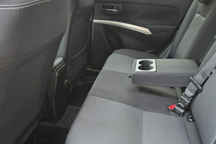 SX4 S-Cross Suzuki SX4 S-Cross 1.6 zdjęcie 9
