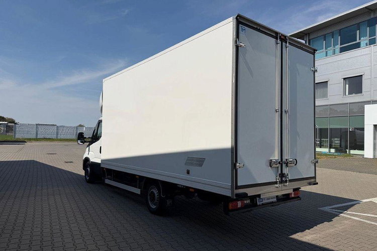 IVECO / IZOTERMY DAILY 35S18 zdjęcie 4