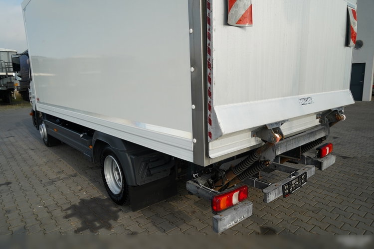 Mercedes ATEGO / 1221 / KONTENER 5.6 M / 4x2 / WINDA DHOLLANDIA - 1500 KG / MANUAL / OPONY 100%  zdjęcie 13