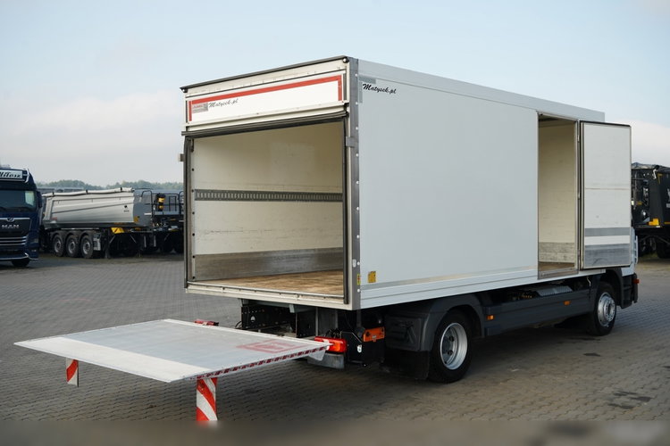 Mercedes ATEGO / 1221 / KONTENER 5.6 M / 4x2 / WINDA DHOLLANDIA - 1500 KG / MANUAL / OPONY 100%  zdjęcie 17