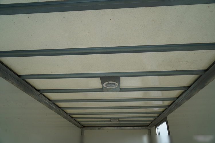 Mercedes ATEGO / 1221 / KONTENER 5.6 M / 4x2 / WINDA DHOLLANDIA - 1500 KG / MANUAL / OPONY 100%  zdjęcie 20