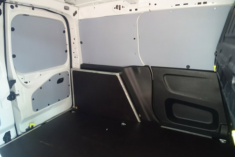 Peugeot Partner R E Z E R W A C J A zdjęcie 11