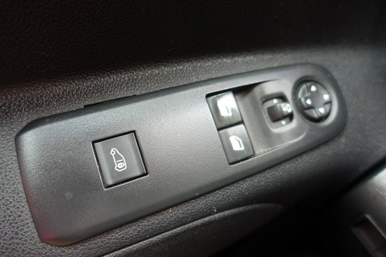 Peugeot Partner R E Z E R W A C J A zdjęcie 15