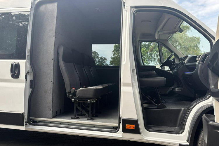 Fiat Ducato 2018 2.3 130KM L4H2 Maxi Brygadówka 7 osobowy Salon PL Tempomat zdjęcie 6