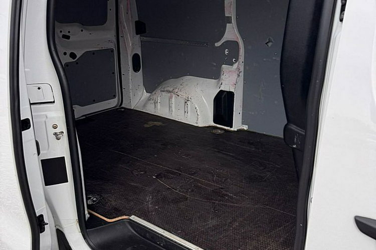 Peugeot Expert L2 Pack klim + navi zdjęcie 20