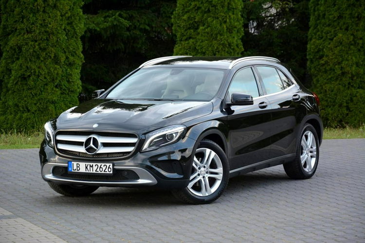 Mercedes GLA 200 1.6 156KM Urban Bi-xenon Ledy Navi Pół-skóry 2xParktronic Alu18" zdjęcie 2