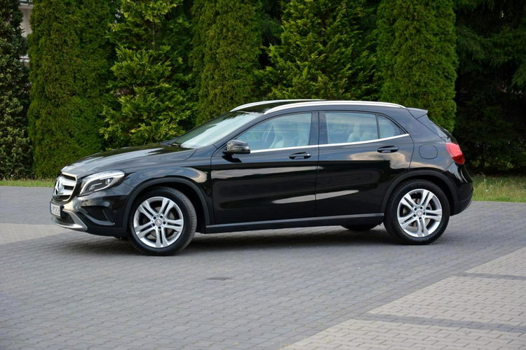 Mercedes GLA 200 1.6 156KM Urban Bi-xenon Ledy Navi Pół-skóry 2xParktronic Alu18" zdjęcie 4