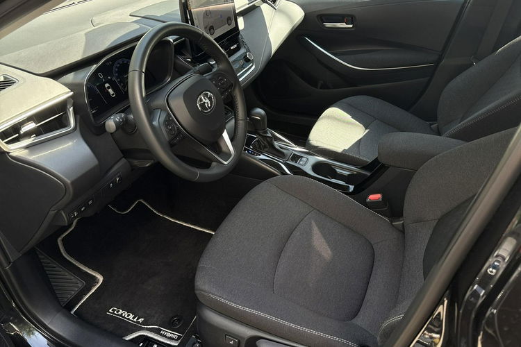 Toyota Corolla 1.8 Hybrid 140KM COMFORT TECH, salon Polska, gwarancja, FV23% zdjęcie 9