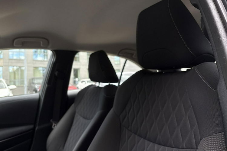 Toyota Corolla 1.8 Hybrid COMFORT TECH, salon Polska, gwarancja, FV23% zdjęcie 10