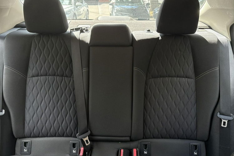 Toyota Corolla 1.8 Hybrid COMFORT TECH, salon Polska, gwarancja, FV23% zdjęcie 12