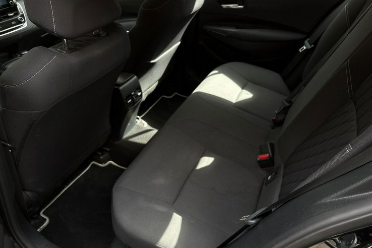 Toyota Corolla 1.8 Hybrid COMFORT TECH, salon Polska, gwarancja, FV23% zdjęcie 13