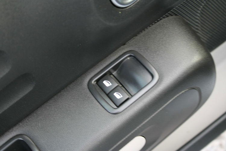 Citroen C3 PureTech S&S Feel zdjęcie 13