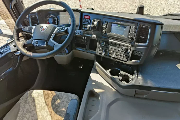 Scania G410 / EURO 6 / STANDARD / AUTOMAT / zdjęcie 23