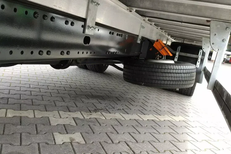 MAN TGL12.250 E6 Firana Tył Drzwi Dach Zsuwany Bogato Wyposażony zdjęcie 40