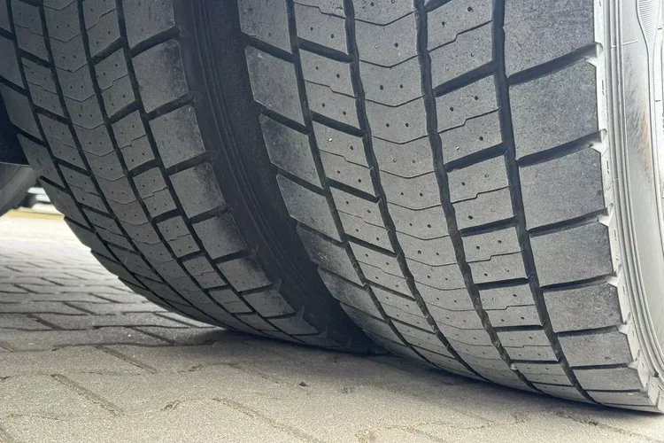 Mercedes ACTROS 1845 Euro 6 Stream Space Standard zdjęcie 11