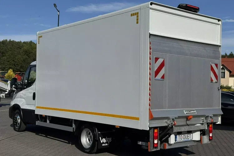 Iveco Daily 35C14 zdjęcie 19