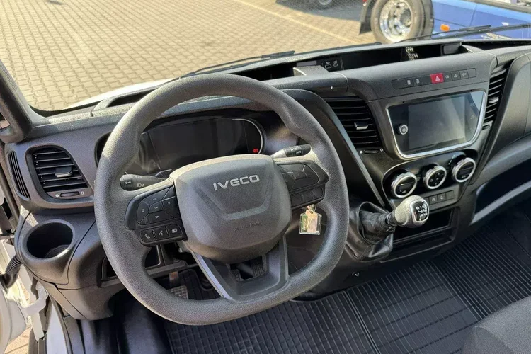Iveco Daily 35C14 zdjęcie 25