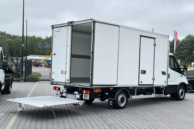 Iveco Daily 35S16 V zdjęcie 20