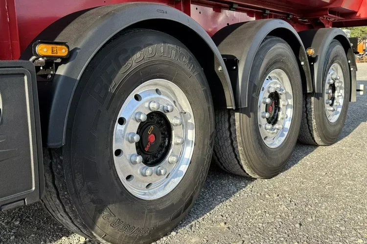 Wielton HARDOX STALOWA DO ZŁOMU 50m Oś Podnoszona Złomówka zdjęcie 10