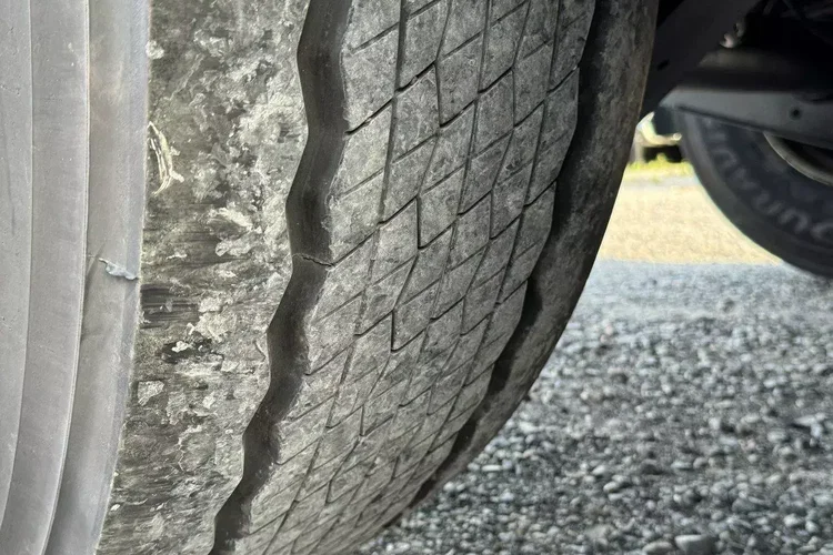 Wielton HARDOX STALOWA DO ZŁOMU 50m Oś Podnoszona Złomówka zdjęcie 17