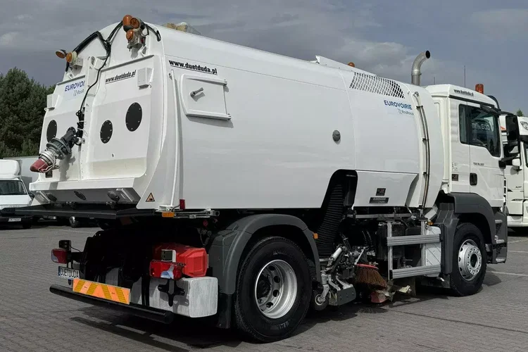 MAN TGS 18.320BUCHER OPTIFANT 8000 Zamiatarka Uliczna Euro 6 zdjęcie 26