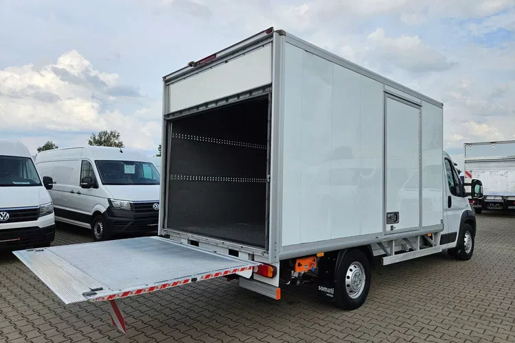 Fiat Ducato Kontener 8 ePAL 49999zł NETTO 2.3 mJET/131KM zdjęcie 10