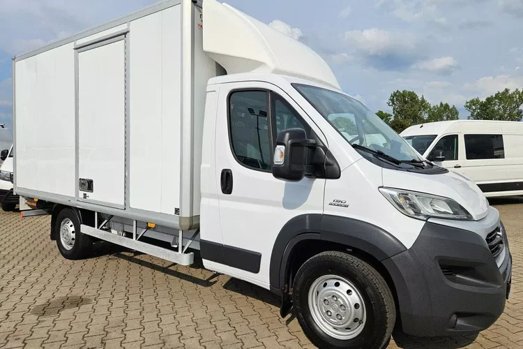 Fiat Ducato Kontener 8 ePAL 49999zł NETTO 2.3 mJET/131KM zdjęcie 3