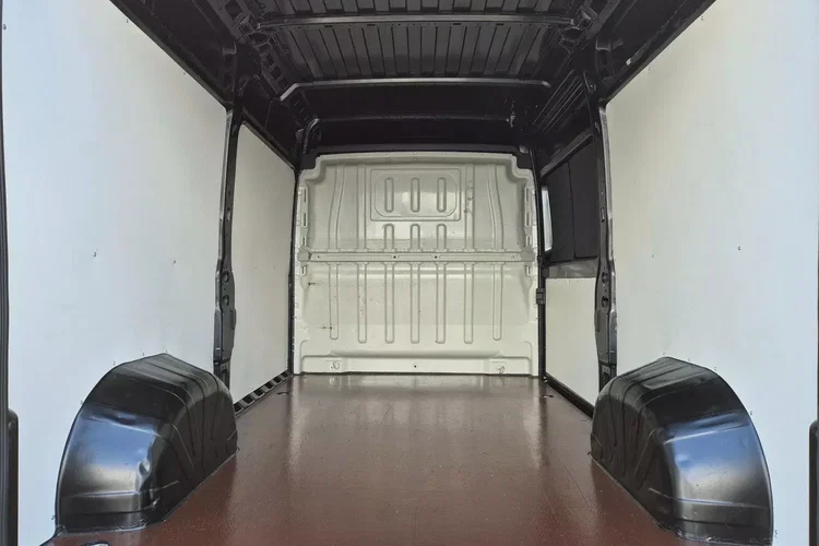 Peugeot boxer L2H2 49900zł NETTO 2.0HDi/131KM zdjęcie 11