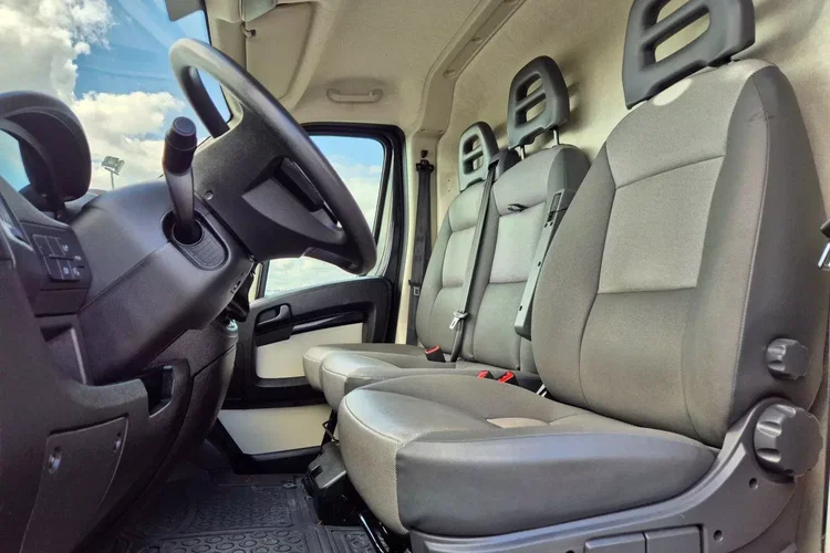 Peugeot boxer L2H2 49900zł NETTO 2.0HDi/131KM zdjęcie 14